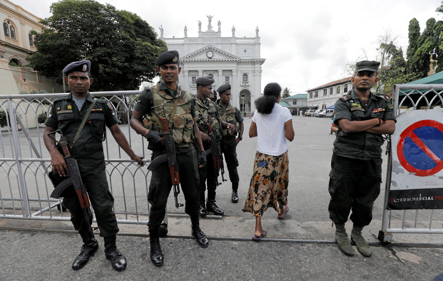 Srí Lankou otriasli ďalšie