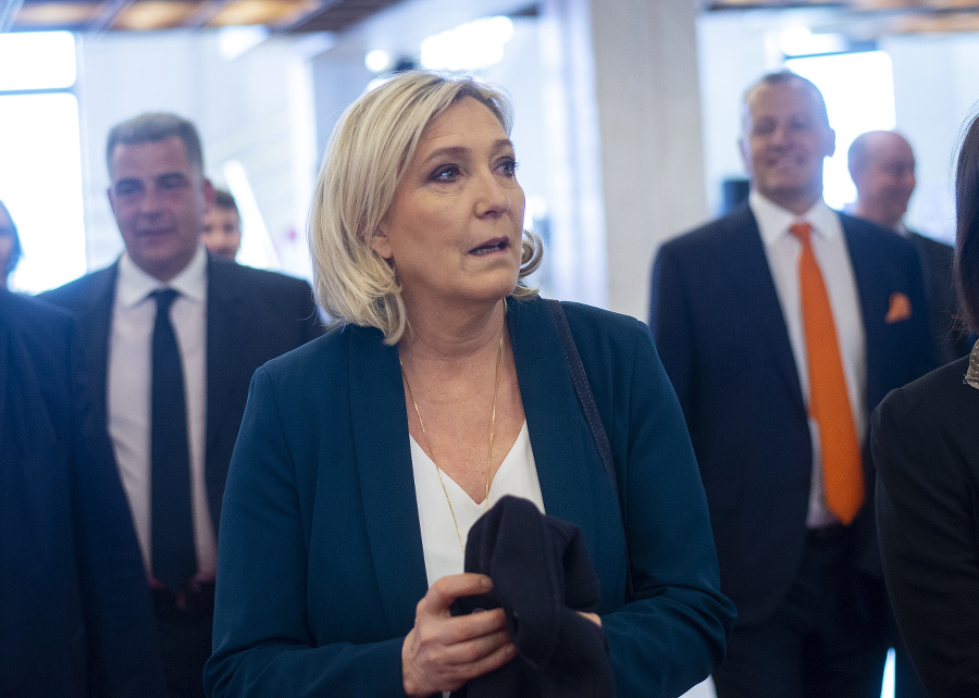 Marine Le Penová pricestovala