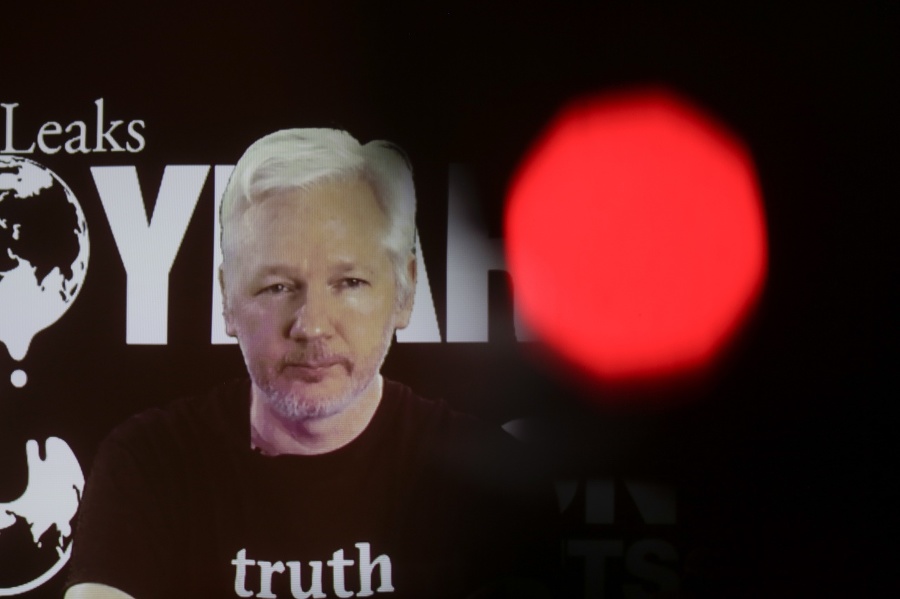 Zakladateľ platformy WikiLeaks Julian