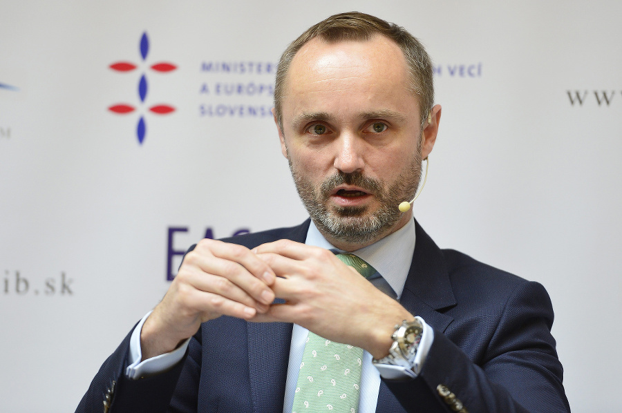Tomáš Valášek predpovedá rýchlejšie a ničivejšie vojny.