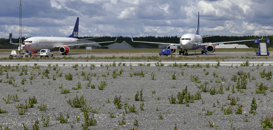 Škandinávske aerolínie rušia stovky