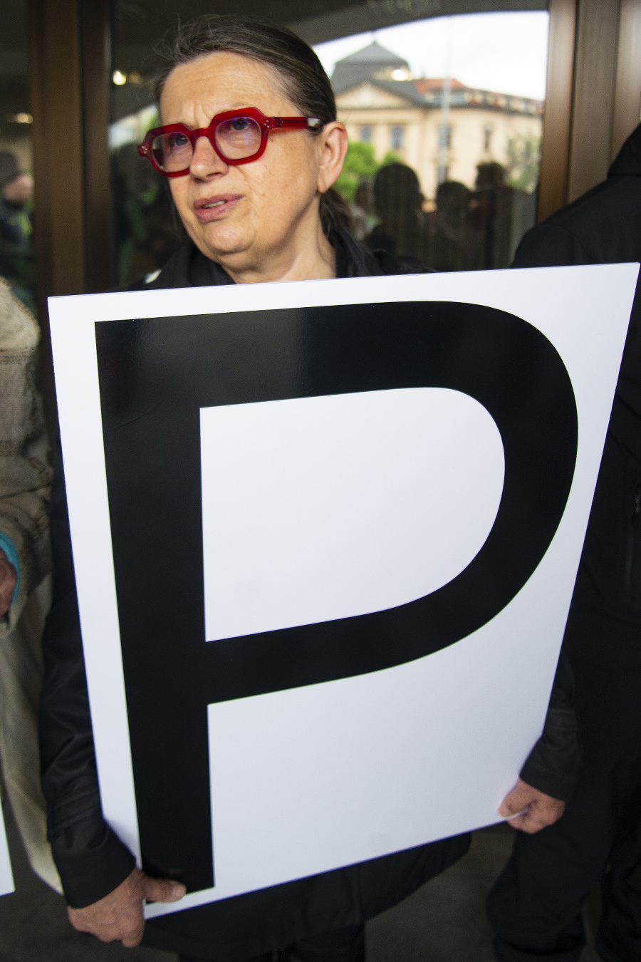 Zuzana Kronerová počas protestu