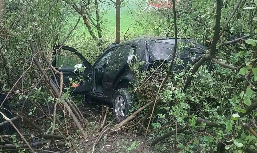 Pri Prečíne vyletelo auto