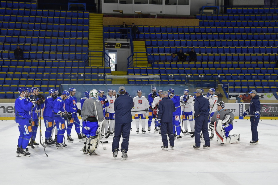 Slovenskí hokejisti odštartujú záverečnú