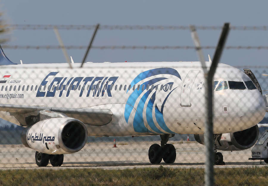 Lietadlo EgyptAir so 66