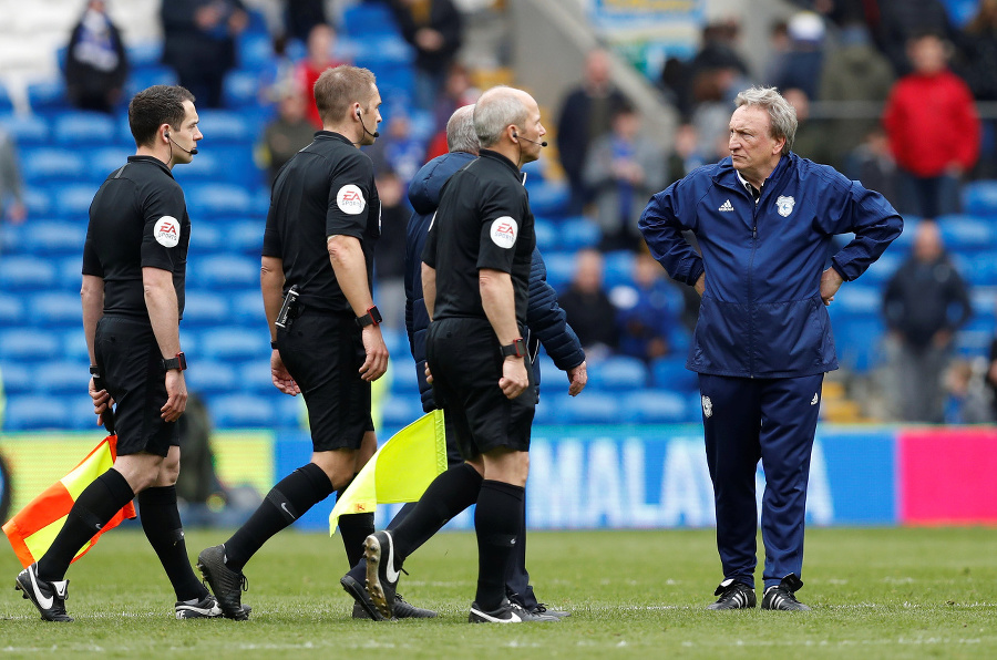 Kouč Cardiffu Neil Warnock nebol