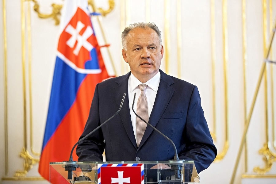 Andrej Kiska musí vysvetľovať financovanie svojej predvolebnej kampane.