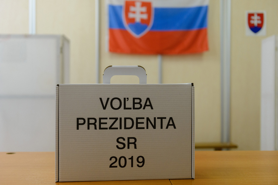 Slováci rozhodujú vo voľbách.