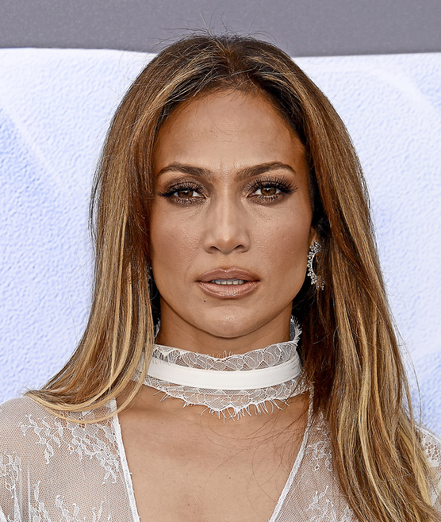 Jennifer Lopez (48)