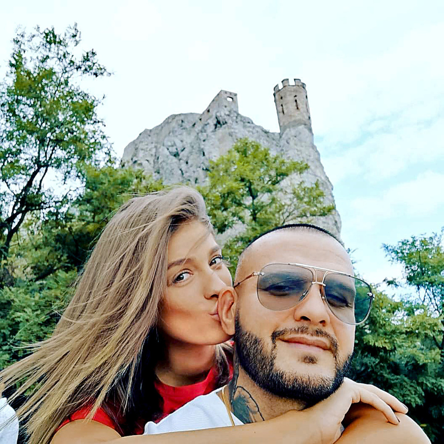 Drapákova manželka venovala štipľavý odkaz aj Rytmusovej snúbenici Jasmine Alagič.