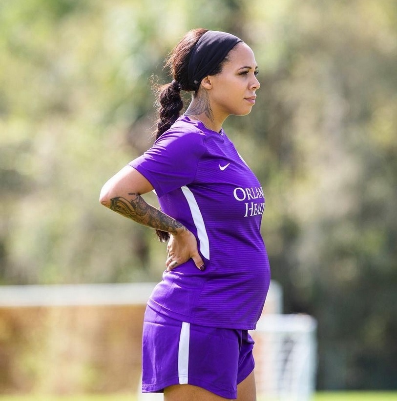 Sydney Leroux Dwyer