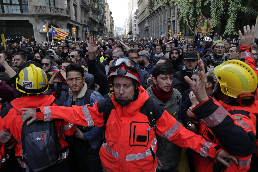 Protesty v Barcelone.