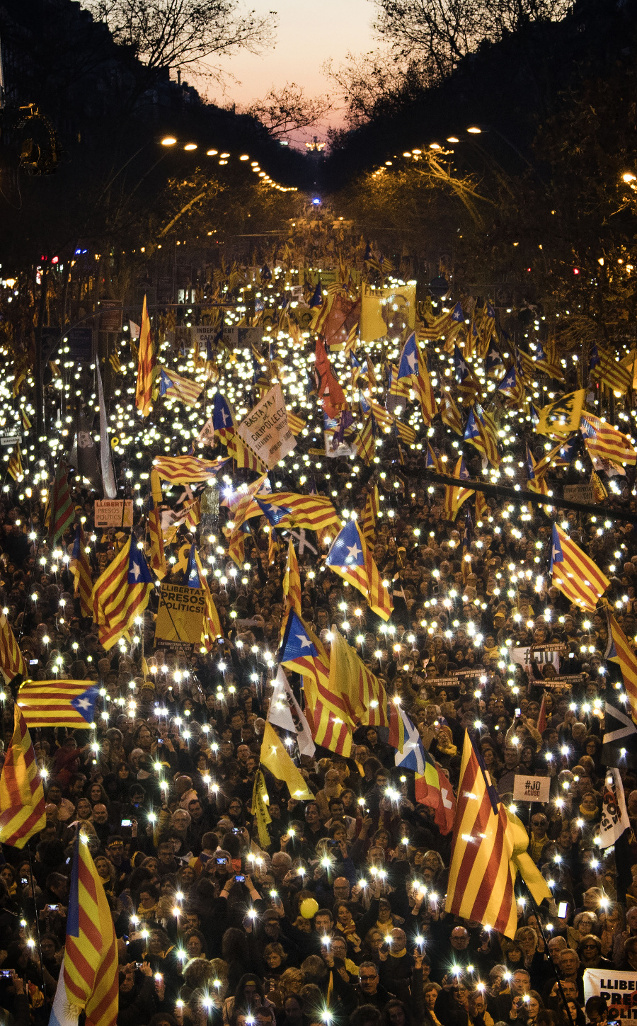 V Barcelone protestovalo vyše