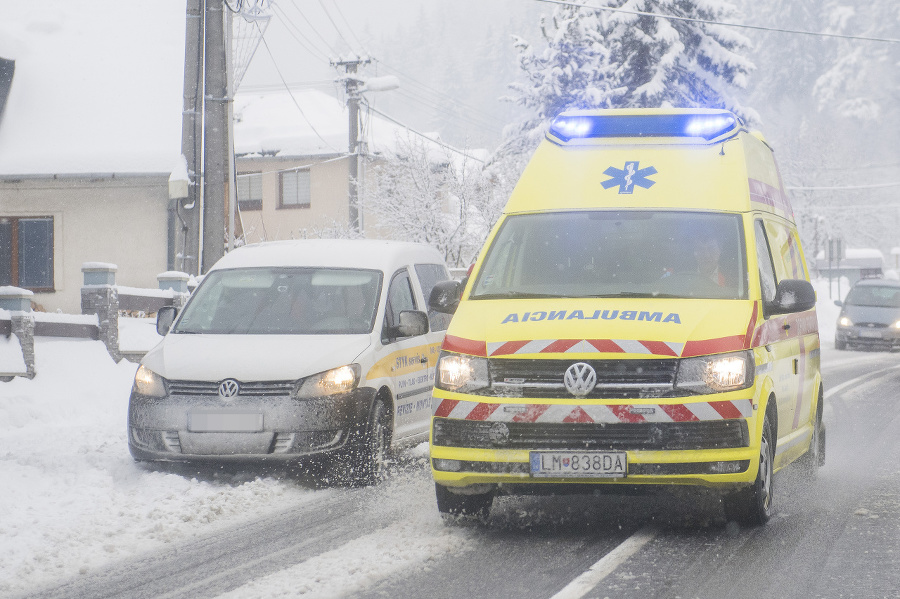 Sanitka v obci Staré