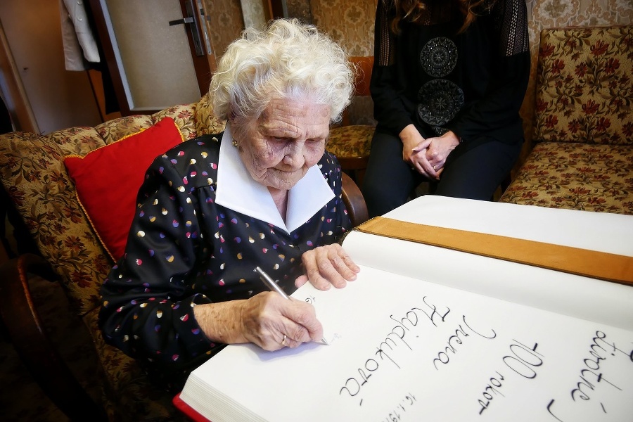 Pani Irena oslávila 100.narodeniny.