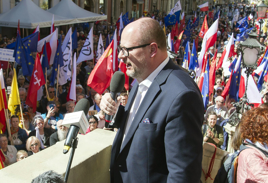 Pawel Adamowicz je po