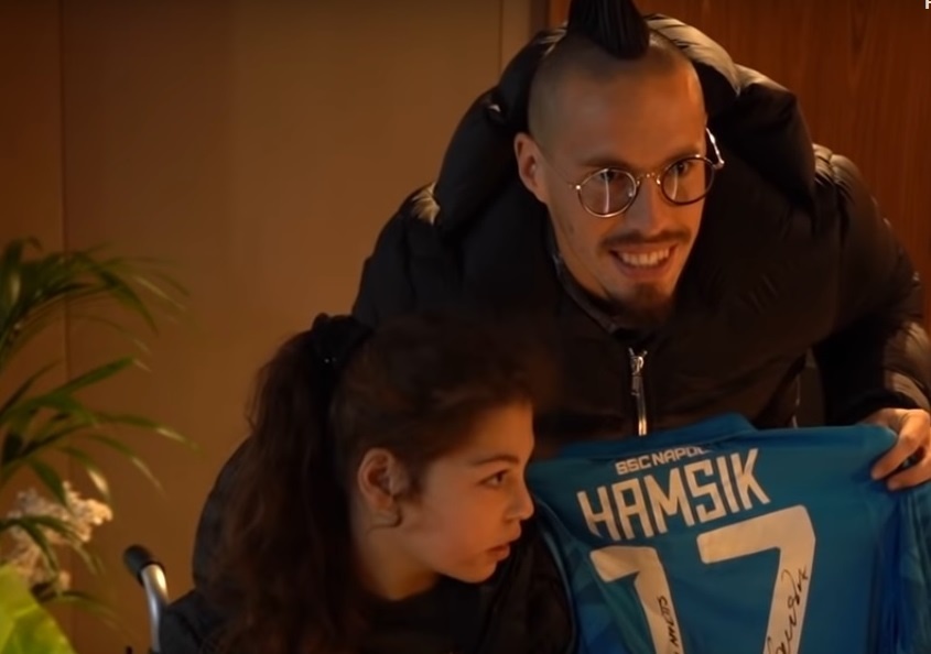Marek Hamšík navštívil dievčatko,