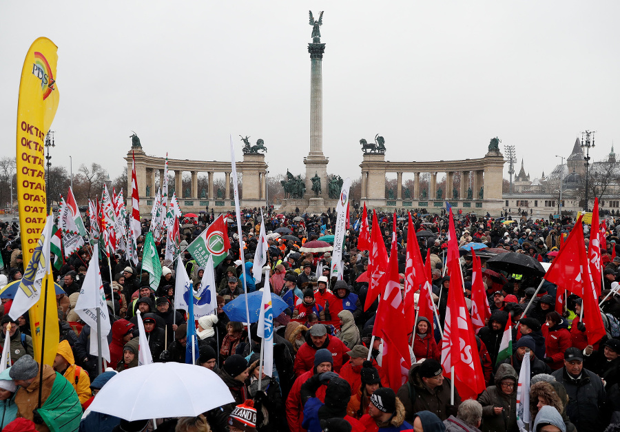 Maďarskí odborári protestovali proti