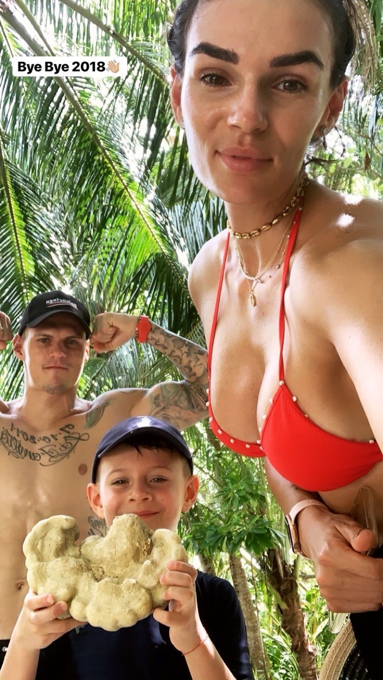 Martin Škrtel s rodinou.