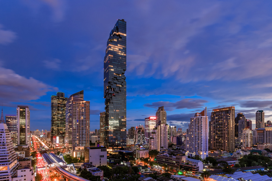 Bangkok, mrakodrap MahaNakhon