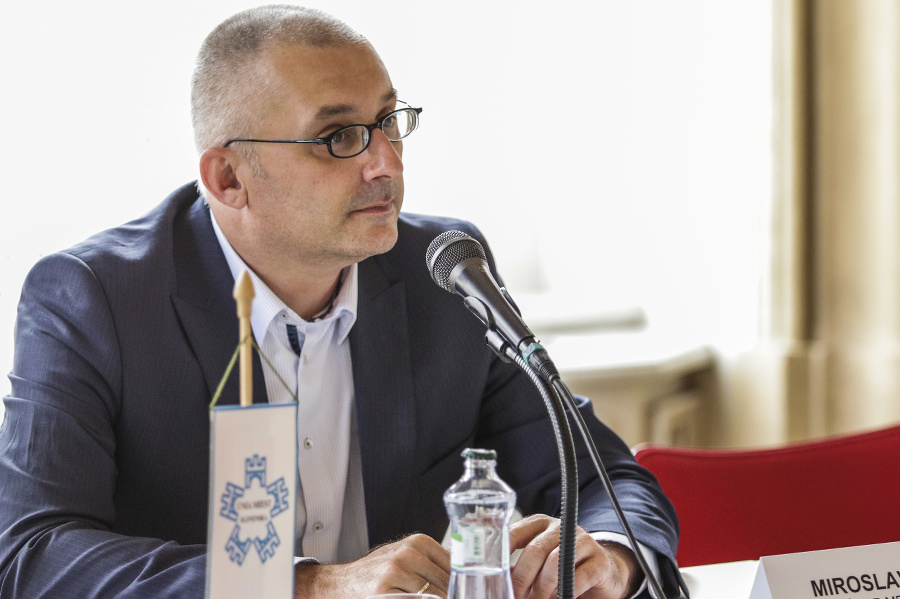 Primátor mesta Hlohovec Miroslav Kollár