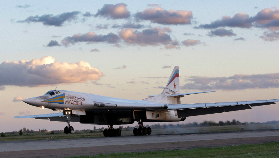 Tupolev Tu-160 je najťažším