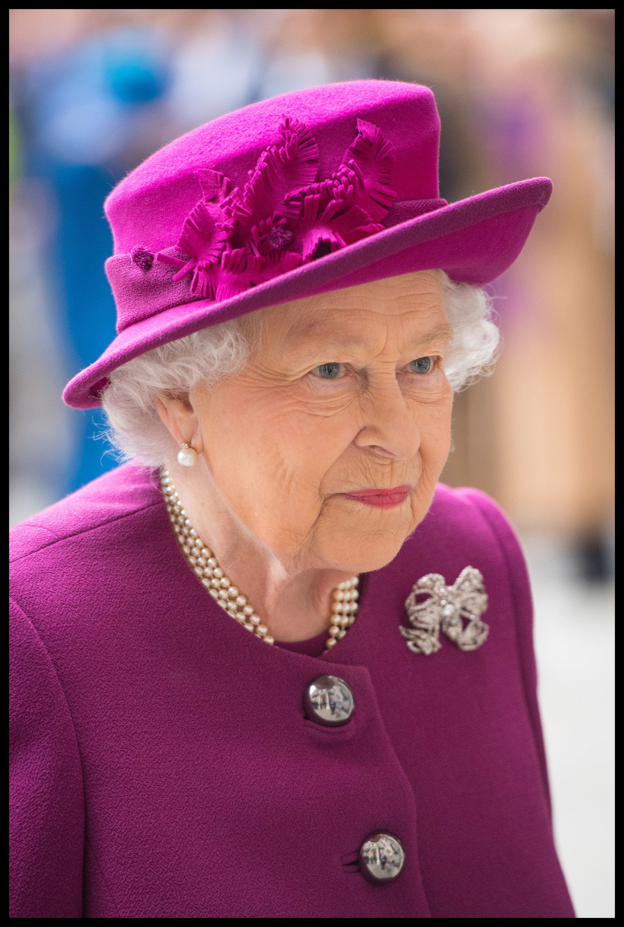 Kráľovná Alžbeta II. (92)