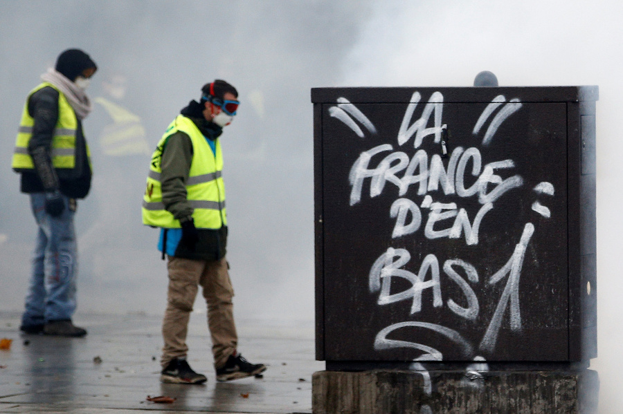 Protesty vo Francúzsku 