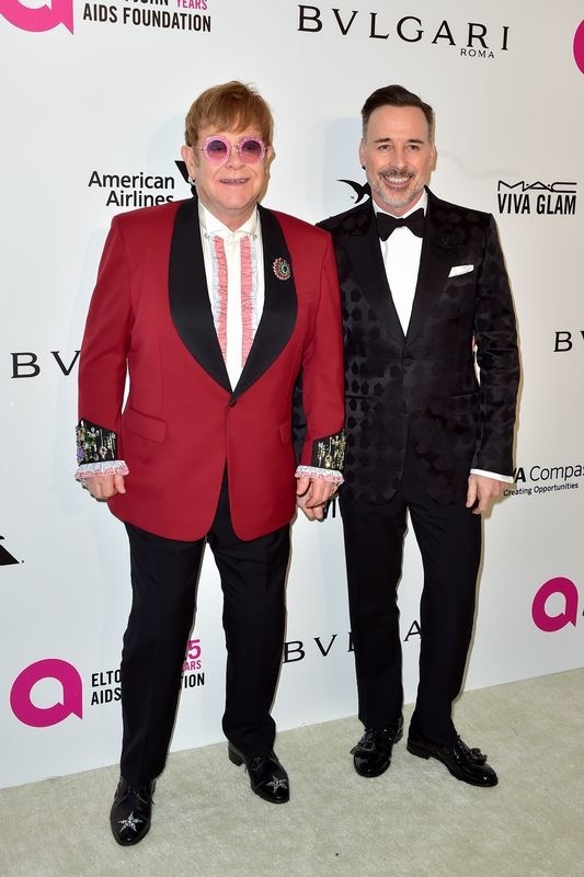 Elton John s manželom