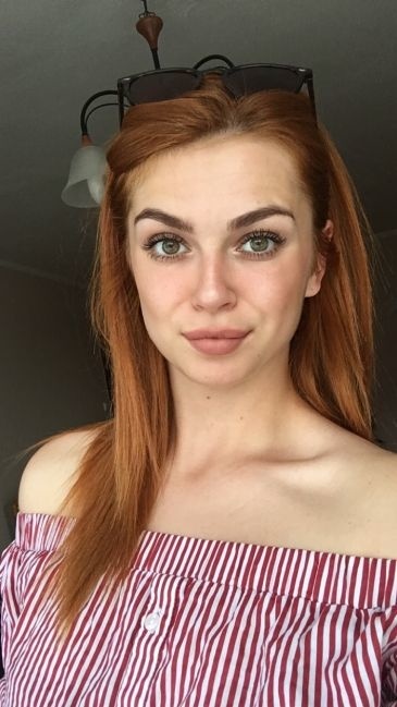 Simona Palovičová, 21 rokov,