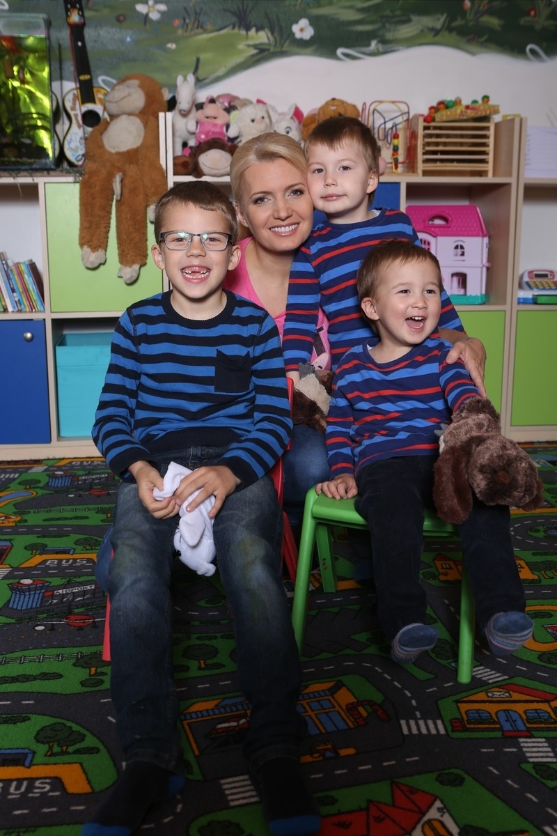 Aneta Parišková so synmi.