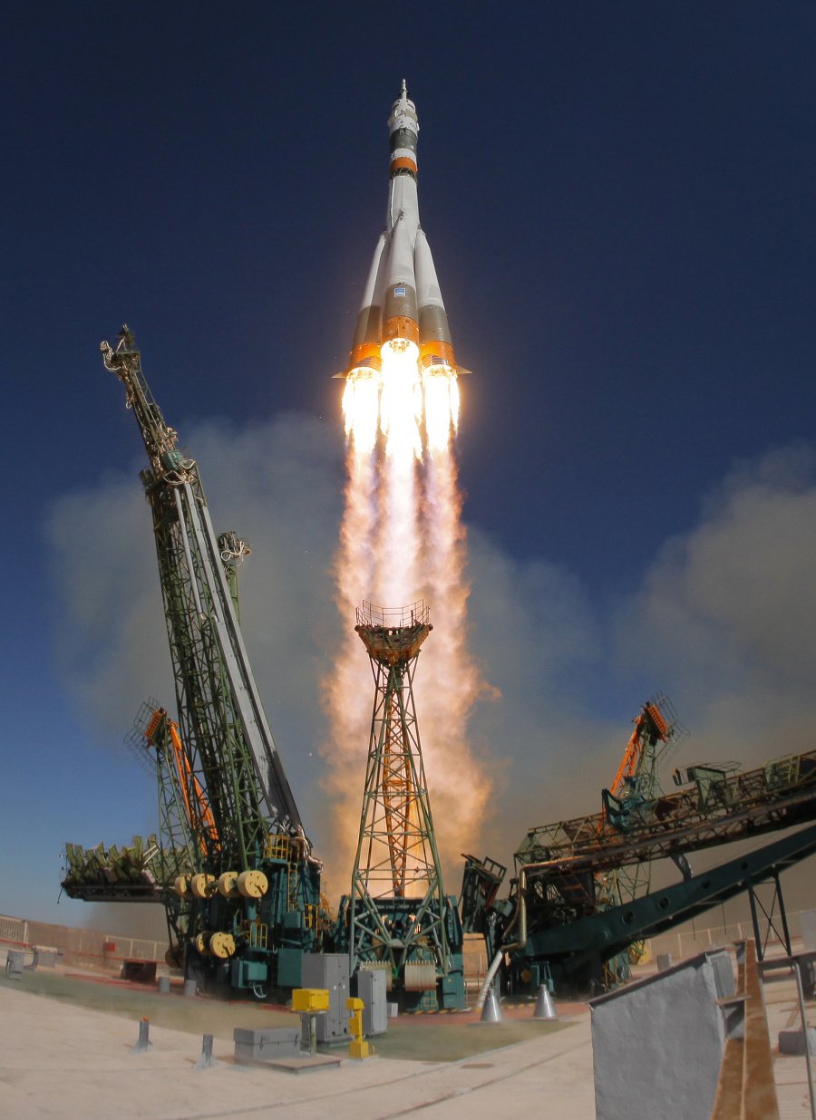 Raketa Sojuz MS-10 mala