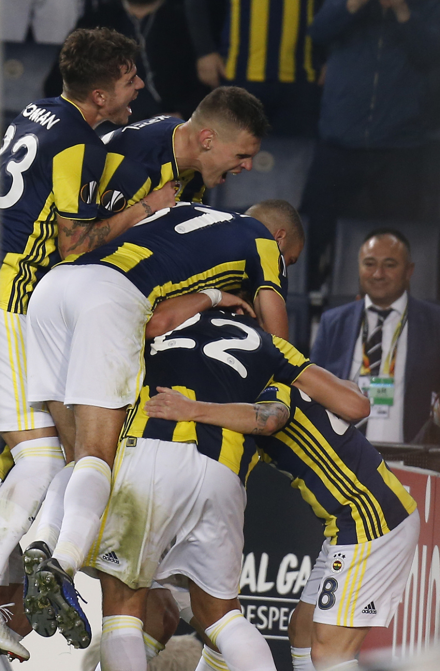 Hráči Fenerbahce Istanbul. 