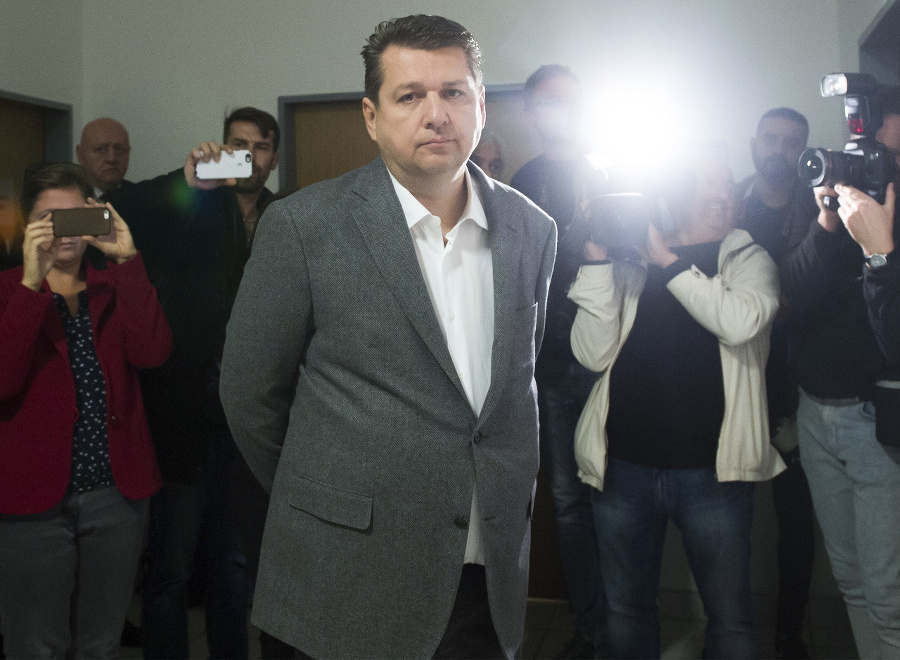 Bašternák pred hlavným pojednávaním v kauze neoprávnene vyplatenej vratky DPH.