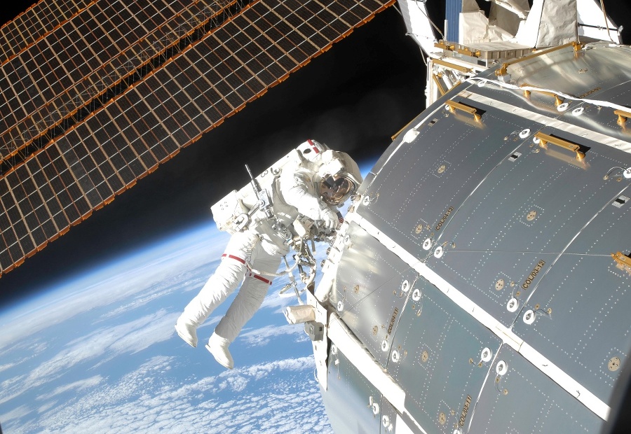 Medzinárodnej vesmírnej stanici (ISS)