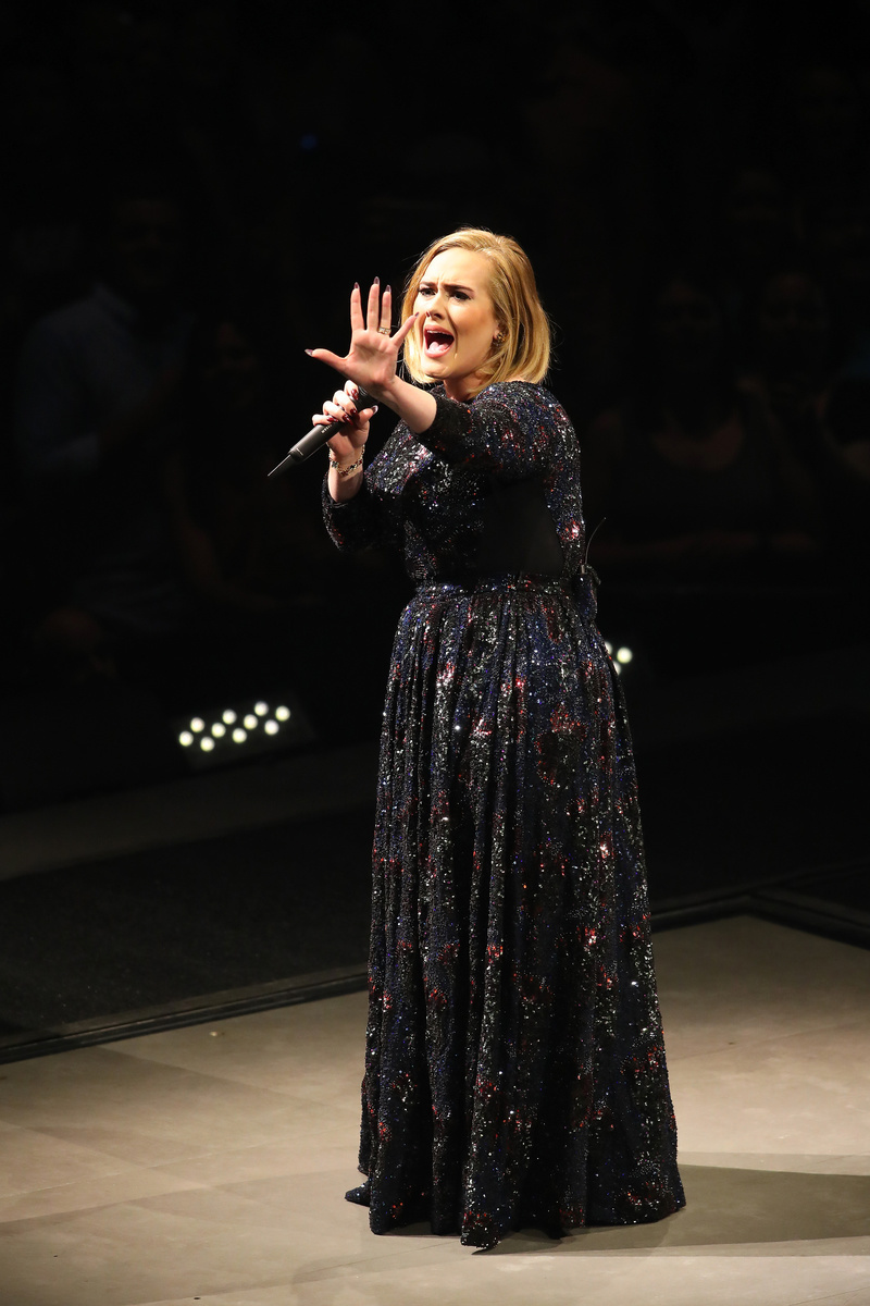 Adele (28).