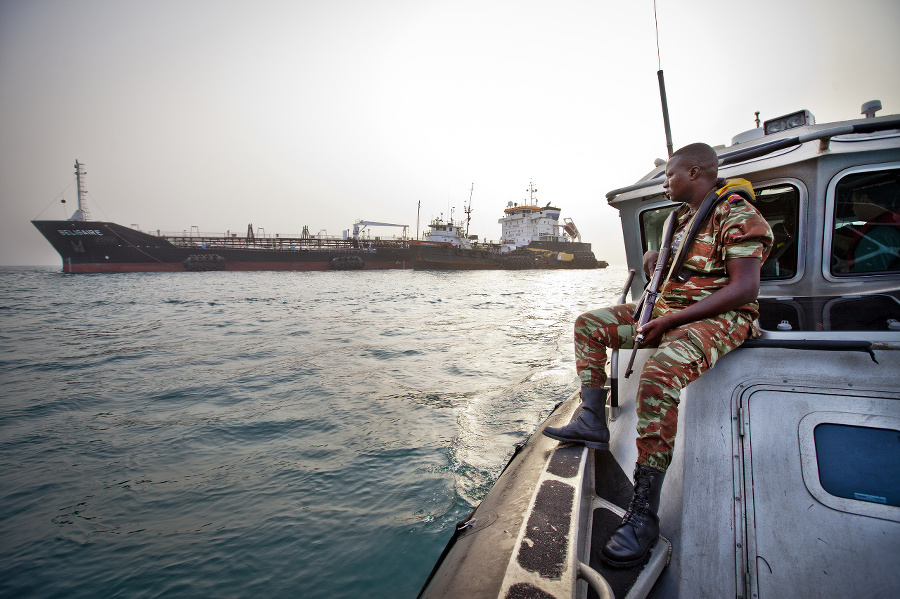 Únosy nigérijskými pirátmi sú