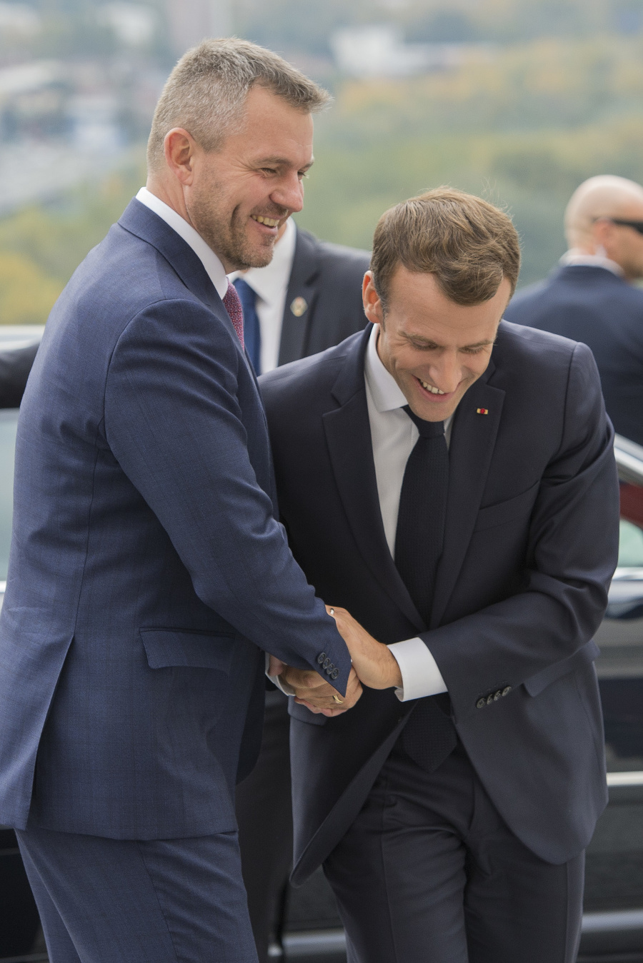 Emmanuel Macron a Peter