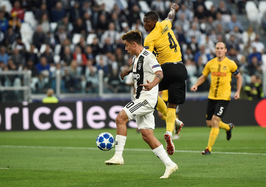 Juventus potešil hetrikom Dybala.