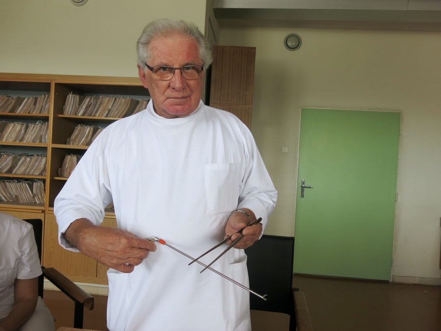  Profesor Juraj Bober