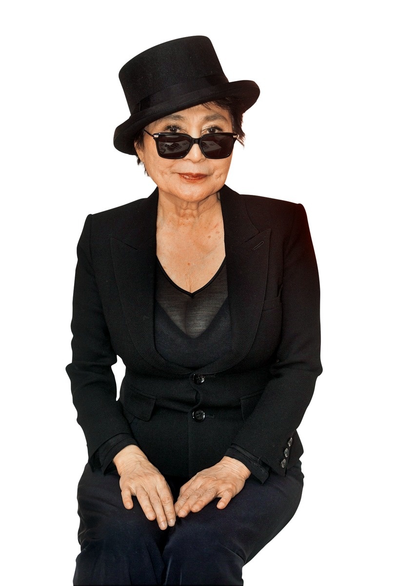 Yoko dostala od Chapmanovej
