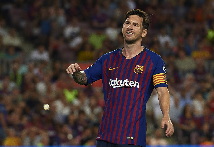 Messi neprišiel kvôli rodinným