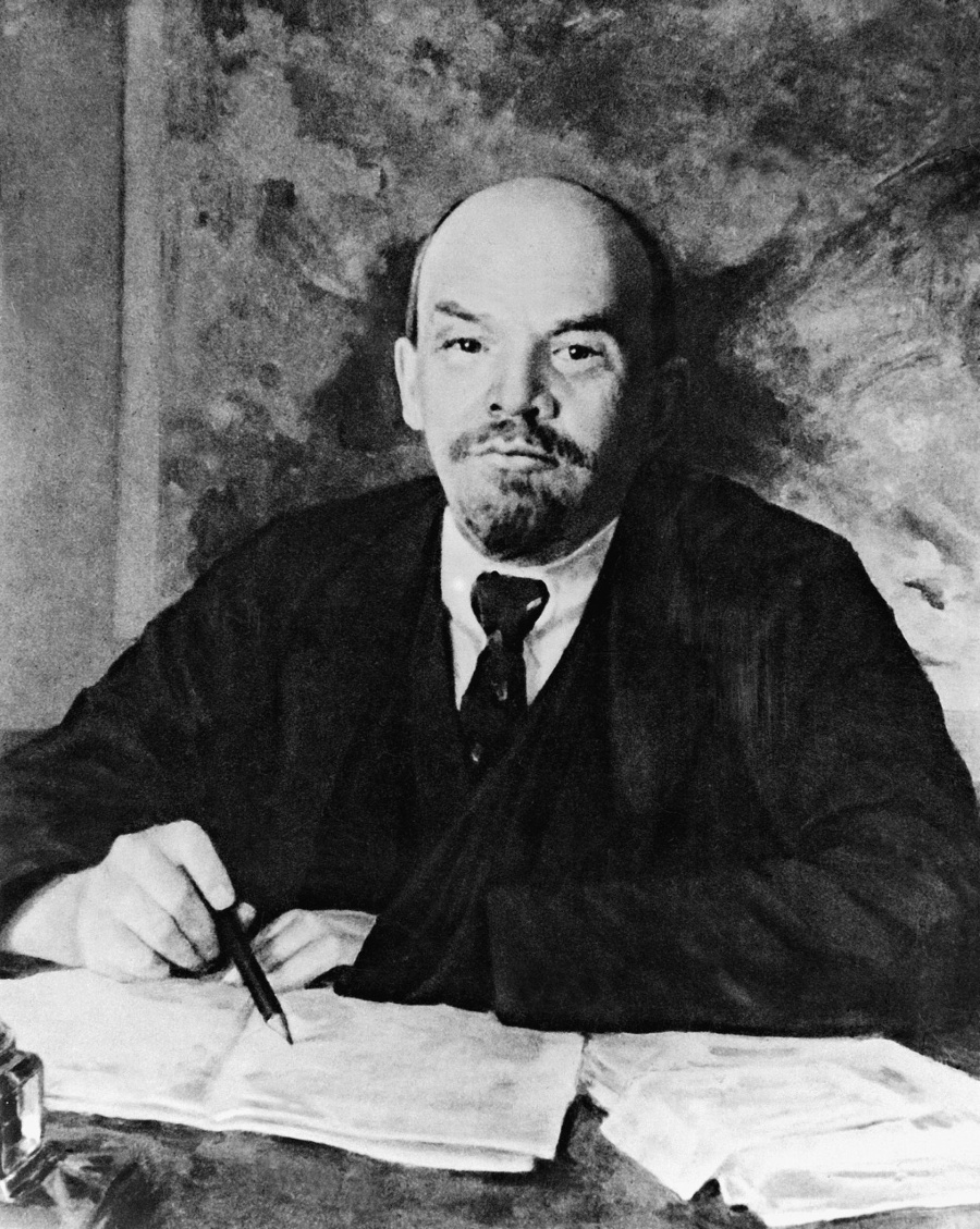 Lenin zomrel v roku