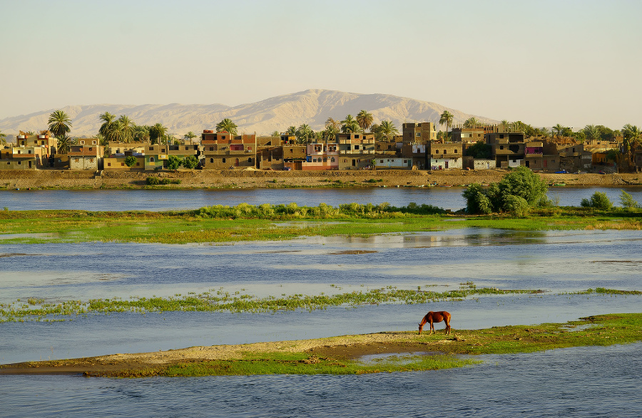 Nile River side of