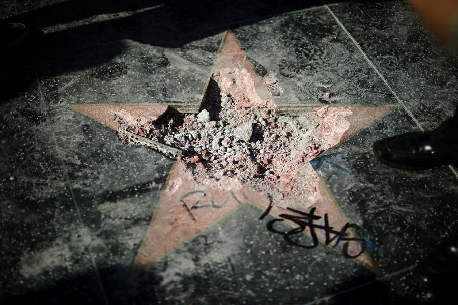Trumpovu hviezdu zničil vandal