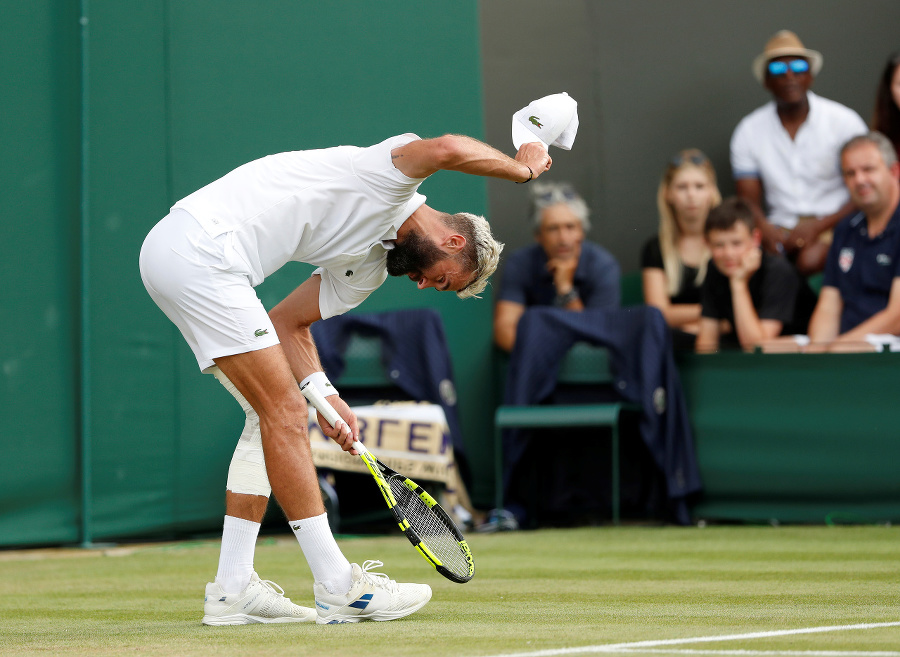 Francúz Paire neudržal nervy