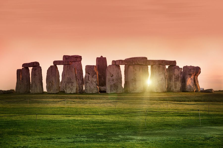 STONEHENGE: Rozmiestnenie kameňov súvisí