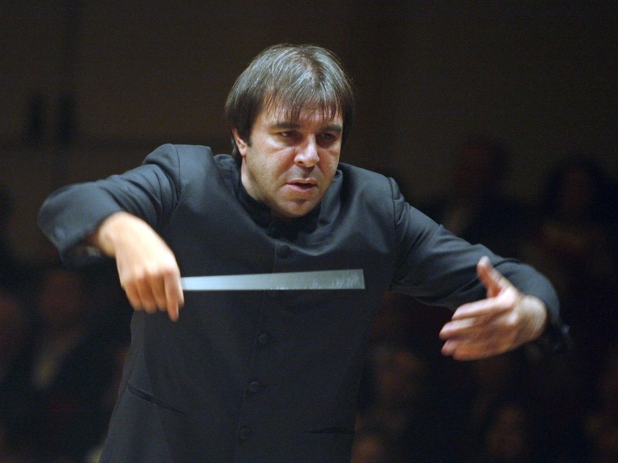 Uznávaný dirigent Daniele Gatti