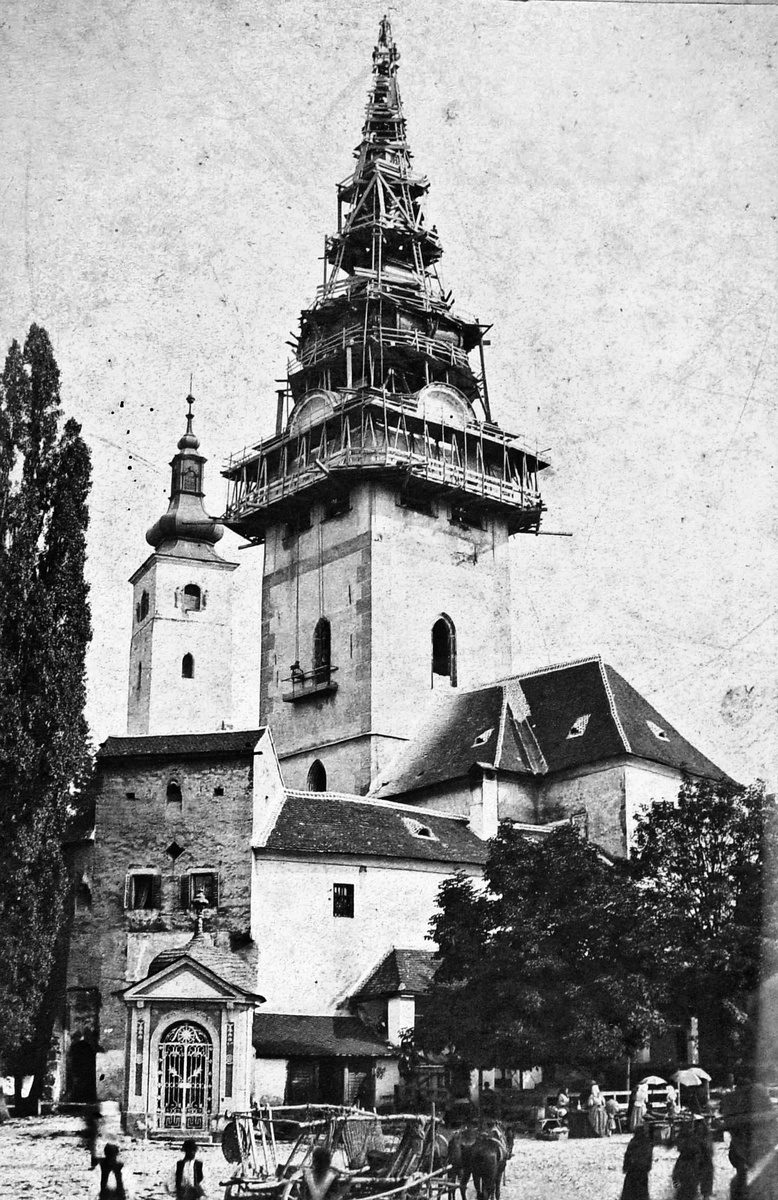1886 - Hradný areál.