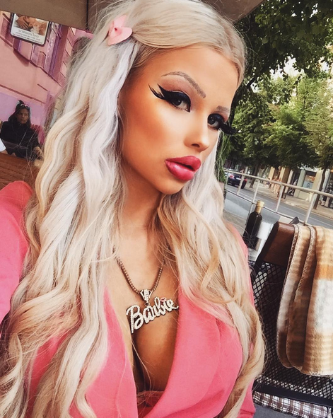 Česká Barbie Lolo Ta